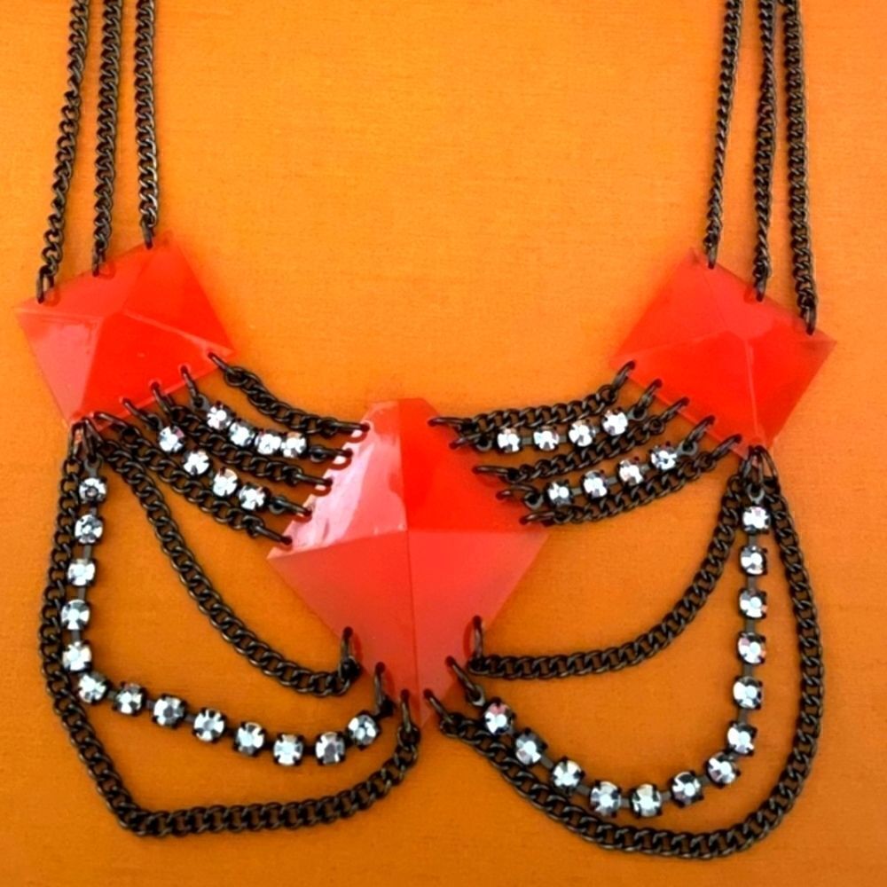 😎 3/$25 Bundled Women's Statement Necklace by H&M in Gun Metal